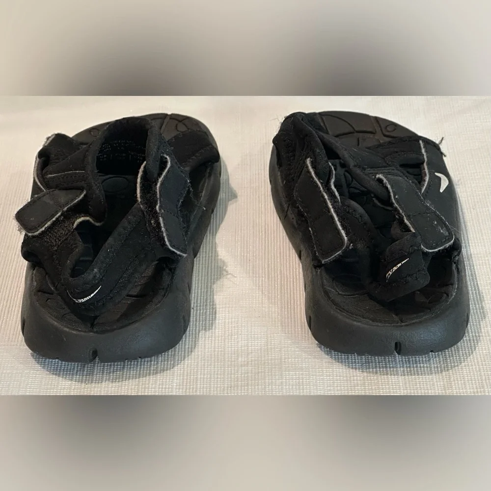 NIKE SANDALS 7 TODDLER BOYS KIDS FULL STRAP RUBBER FOAM SOLE NEOPRENE TOP POOL